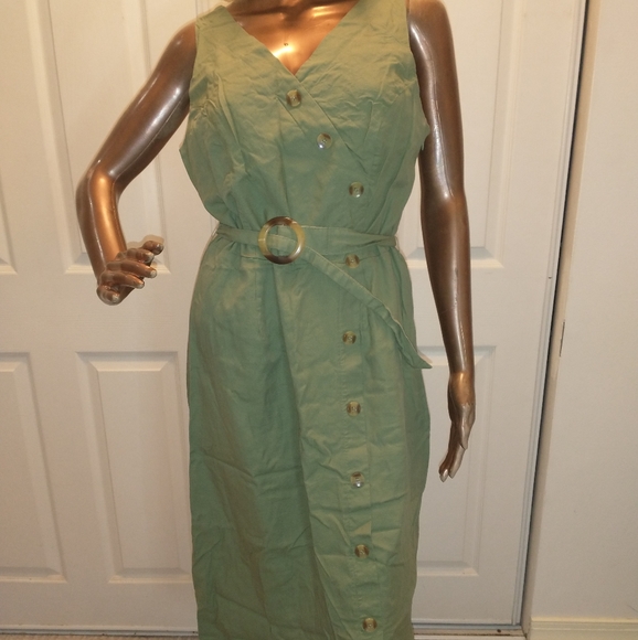 Olive green sleeveless time and tru maxi dress with belt - Picture 3 of 7